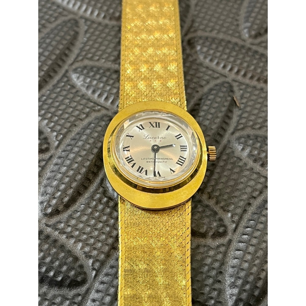 Lucerne Wristwatch Womens OS Gold Tone Vintage Swiss Made Roman Numeral